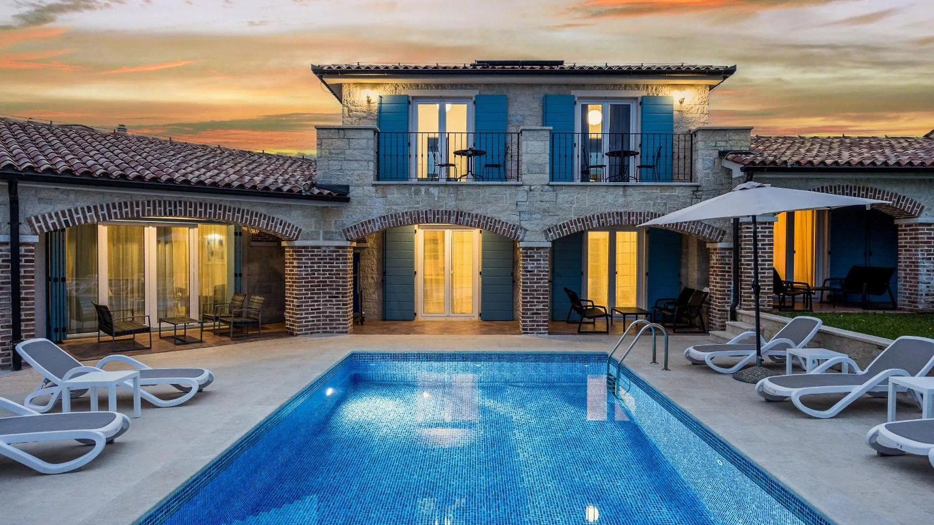 Villa Mila In Medulin With Sea View And Private Pool Only 300 Meters From The Beach
